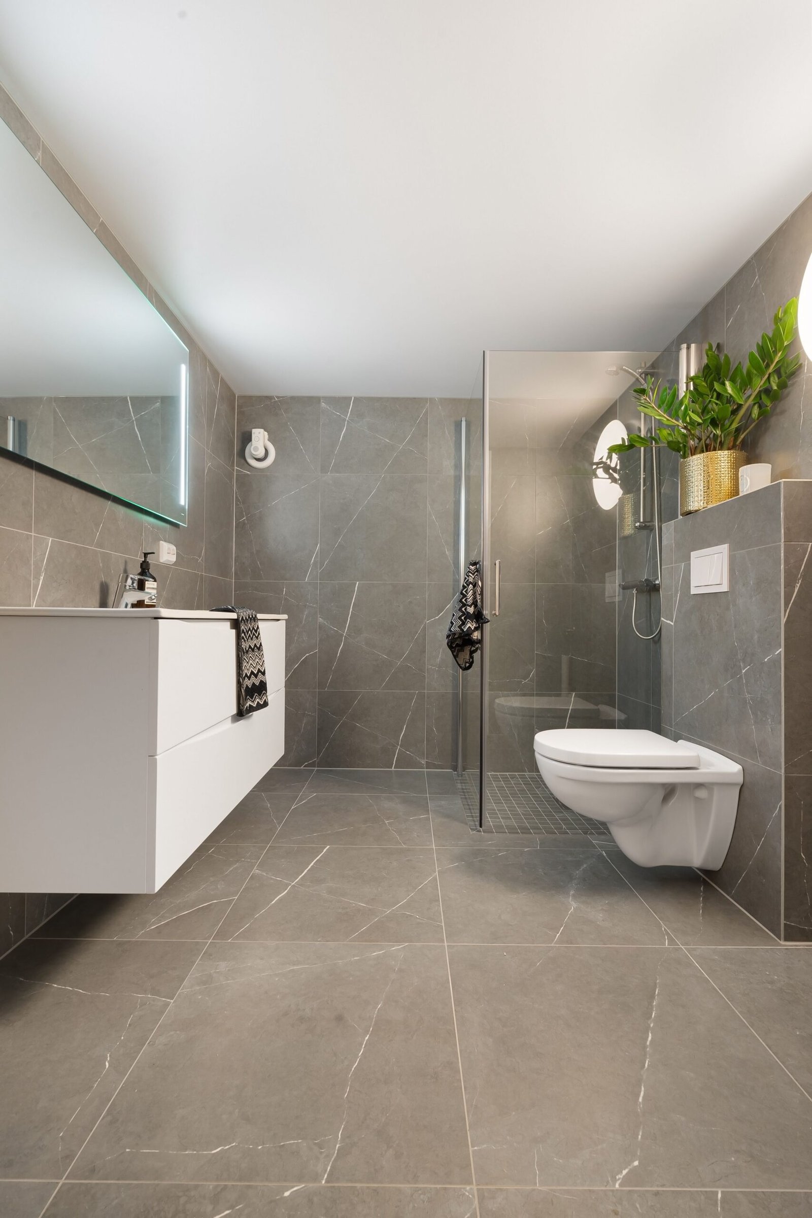 Carrelage salle de bain - chantier realise a Monaco